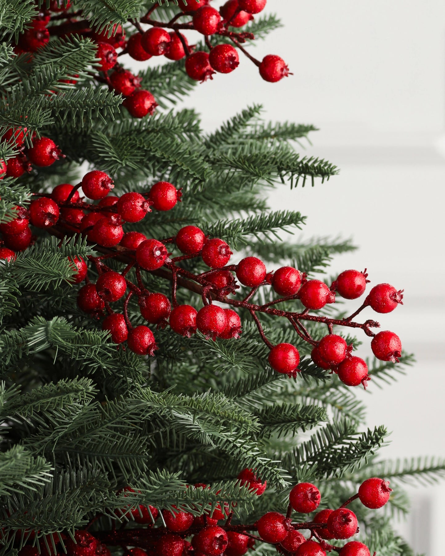 12/1PCS Set of Bright Red Artificial Christmas Tree Decoration Berries - DIY Holiday Decoration